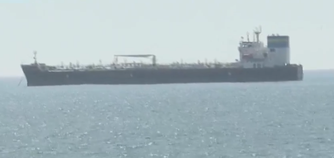 Tres buques con 90 millones de litros de combustibles llegan a Sica Sica