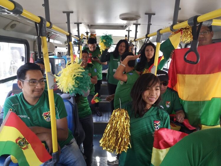 La Alcaldía de El Alto tiene listo 30 buses para trasladar a los hinchas al estadio Titán