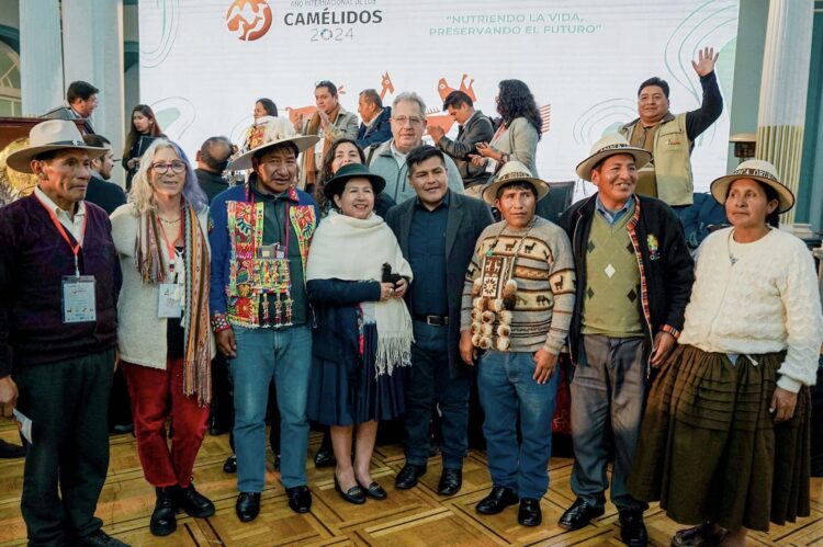 Primer encuentro de camélidos concluyó con acuerdos y compromisos para fortalecer este sector