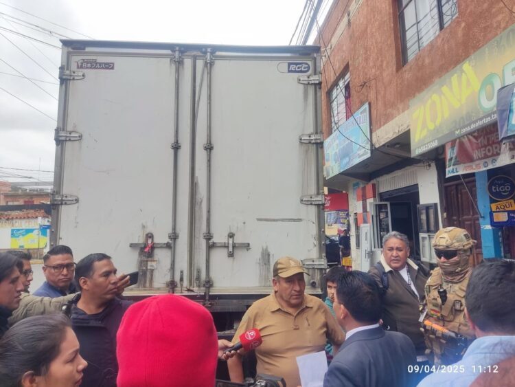 Interceptan camión con 7.500 kilos de carne presuntamente destinada al contrabando