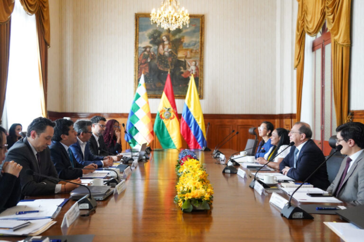 Bolivia y Colombia reanudan Comisión Binacional luego de 23 años