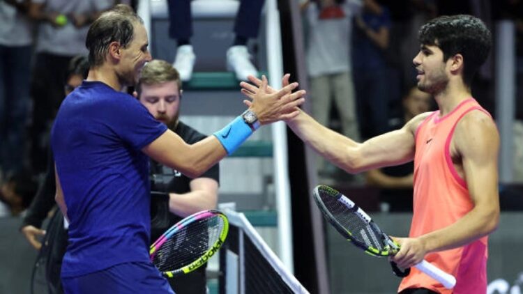 Alcaraz derrota a Nadal en Riad y se cita con Sinner en final de torneo de exhibición