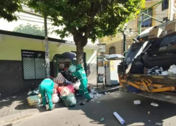 Por falta de diésel, Alcaldía de La Paz ajusta horarios de recojo de basura