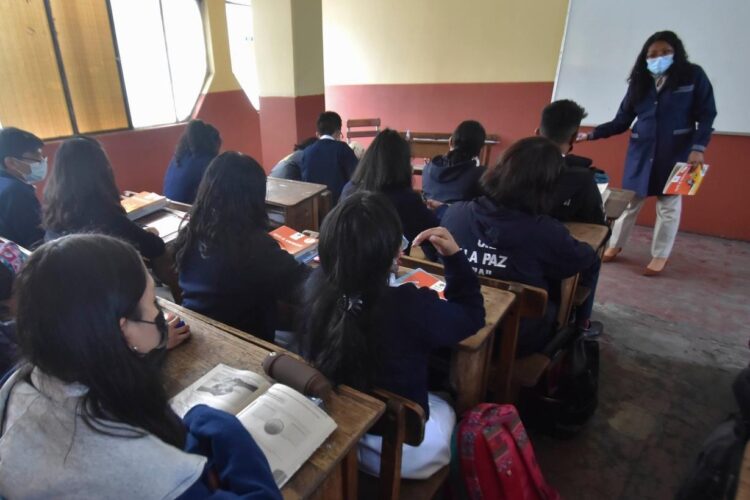 Un diagnóstico evidenció el bajo rendimiento escolar en las asignaturas de Matemática, Física y Química.