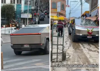 El Cybertruck Tesla circula por las calles de La Paz. También fue ch'allado en Copacabana. FOTO: RRSS
