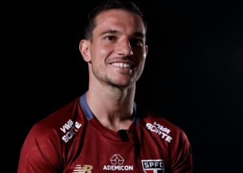 El Sao Paulo contrata al lateral portugués Cédric Soares