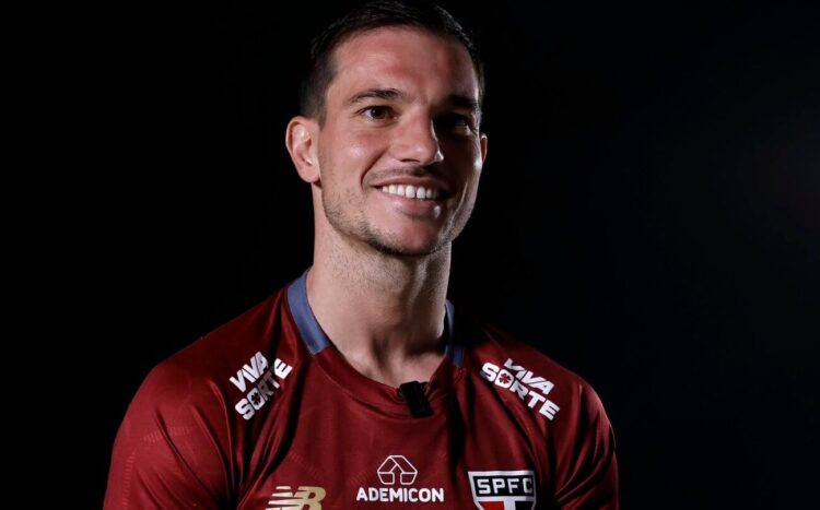 El Sao Paulo contrata al lateral portugués Cédric Soares