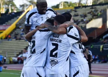 Central Córdoba, a punto de clasificar a octavos de Libertadores