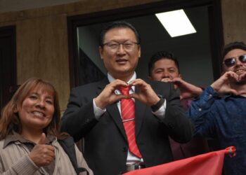 Chi dice que Manfred debe dejar su candidatura y ser ‘buen alcalde’ de Cochabamba
