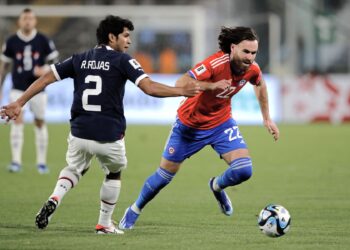 Paraguay por tres puntos que lo acerquen al Mundial ante un Chile desesperado