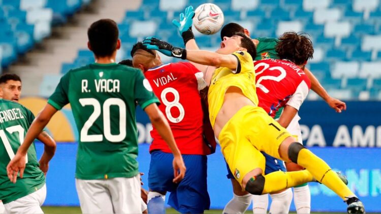 Chile busca resucitar ante Bolivia, que nunca le ganó de visitante