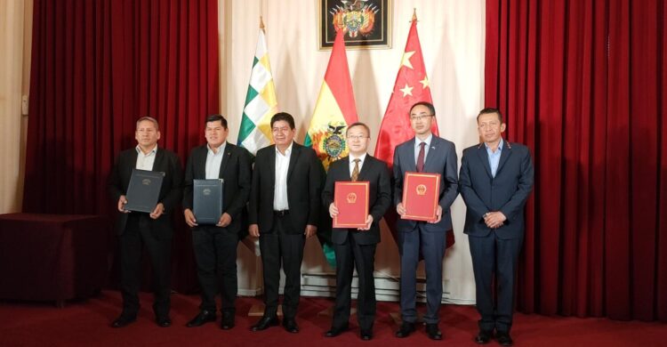 China dona $us 14.5 millones en equipamiento para control fronterizo en Bolivia