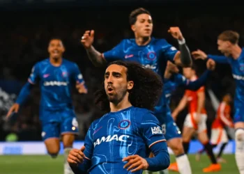 Chelsea derrota a Manchester United 1-0 y se mantiene en el top-5