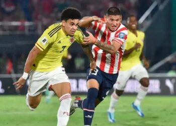 Colombia se aferra a la zona de clasificación al Mundial ante un duro Paraguay