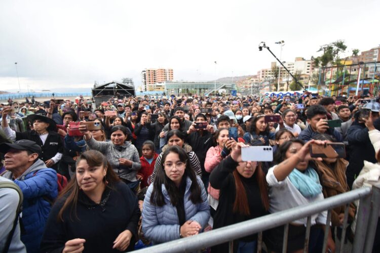 El concierto ‘Unidos por Bolivia’ recaudó más de Bs 200.000 para donar a los bomberos