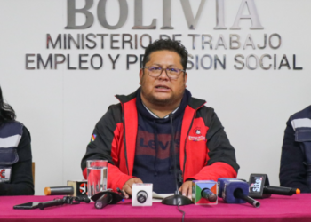 Gobierno refuerza control sobre agencias privadas de empleo para combatir trata y tráfico