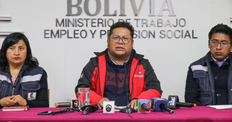 Gobierno refuerza control sobre agencias privadas de empleo para combatir trata y tráfico