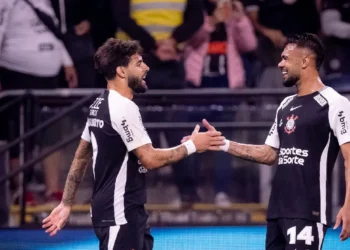 Corinthians apuesta su última carta en la Sudamericana ante Huracán