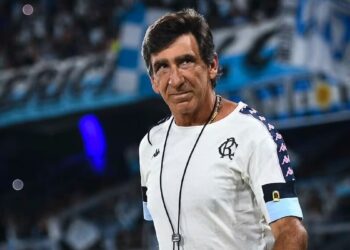 Gustavo Costas, el técnico con ADN celeste y blanco que relanzó a Racing argentino
