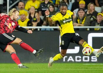 Columbus cae ante Red Bulls en primer duelo de playoffs de MLS