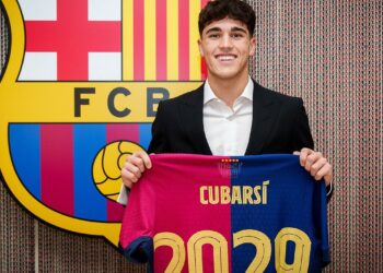 Barcelona sigue asegurando su futuro y renueva a Pau Cubarsí hasta 2029