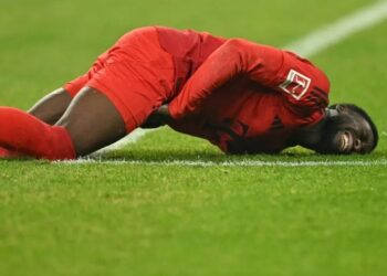 Las bajas de Davies y Upamecano, golpe duro al Bayern para la Champions