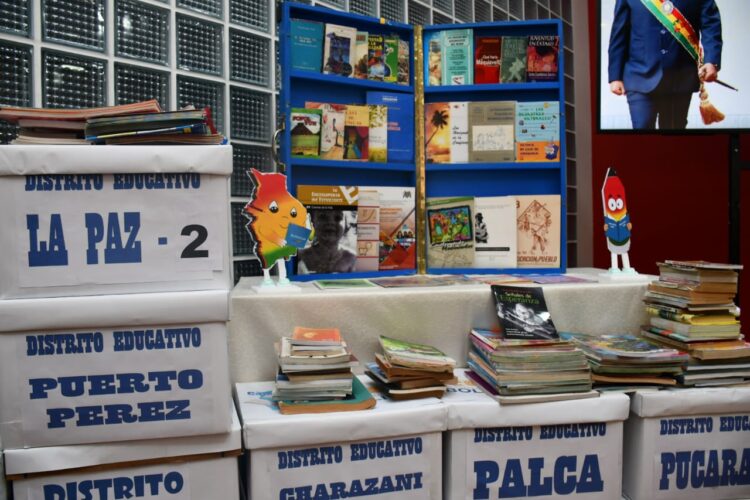 El Ministerio de Educación busca recaudar más de 50.000 libros.