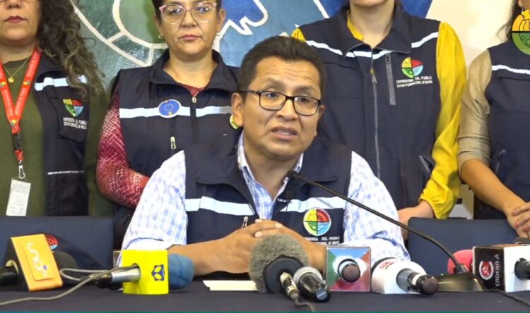 Defensor habla de una posible muerte y Del Castillo le pide responsabilidad con sus afirmaciones
