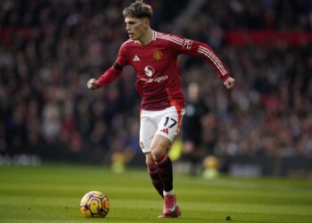 Garnacho pagará una cena a sus compañeros del United por su reacción tras ser sustituido