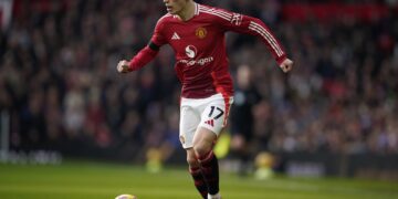 Garnacho pagará una cena a sus compañeros del United por su reacción tras ser sustituido