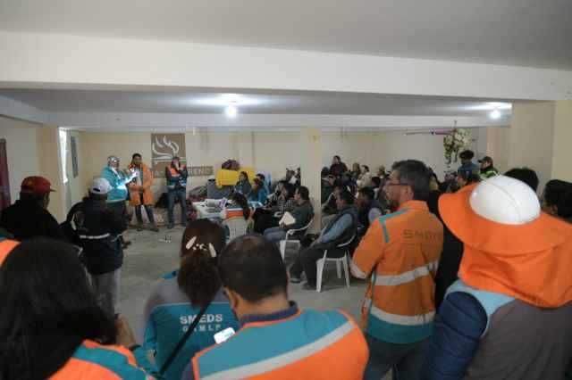 Reunión entre la Alcaldía y vecinos de la urbanización Codavisa.