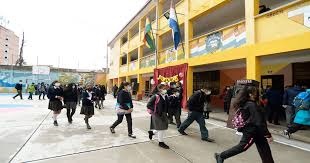 Los estudiantes retronarán a clases el próximo 3 de febrero de 2025.