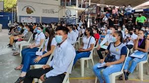 Estudiantes de Santa Cruz retronarán a las aulas desde el lunes.