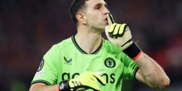 Aston Villa gana 3-1 en Brujas y acaricia los cuartos de Champions
