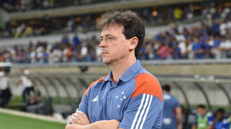 El Cruzeiro destituye al técnico Fernando Diniz