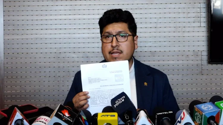 Comisión de Diputados aprueba crédito de $us 250 millones para atender incendios