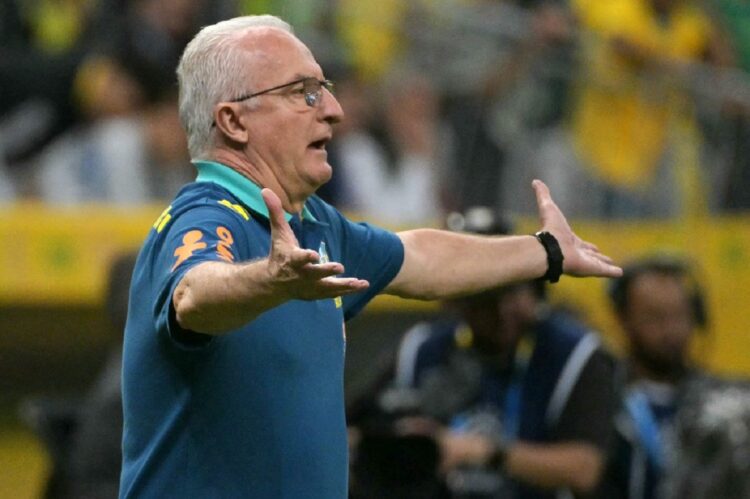 Feliz con la goleada ante Perú, Dorival Júnior advierte que Brasil aún está en formación
