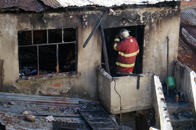 La vivienda quedó con daños estructurales/APG