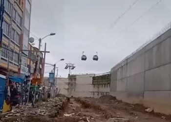 Así se encuentran algunas vías aledañas al Distribuidor de Río Seco.