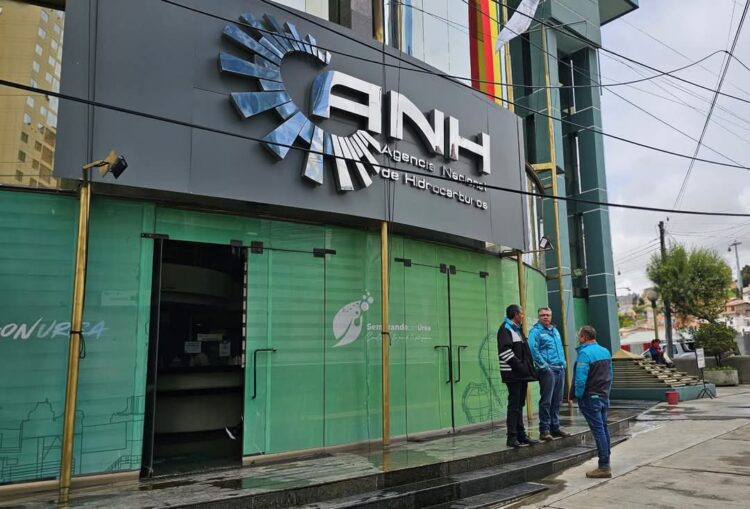 El frontis de las oficinas de la ANH.