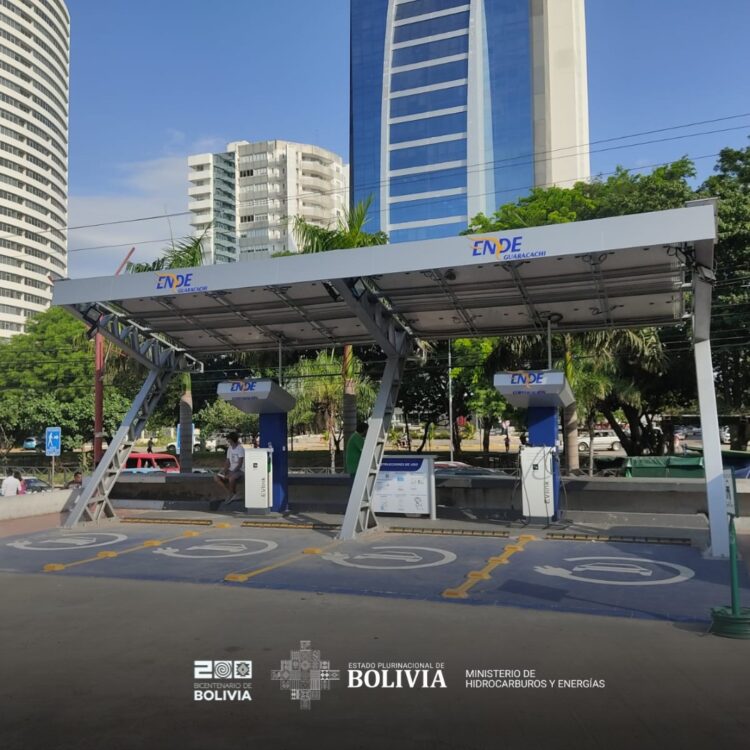 El Gobierno invirtió más de Bs 1,22 millones en electrolineras en Santa Cruz