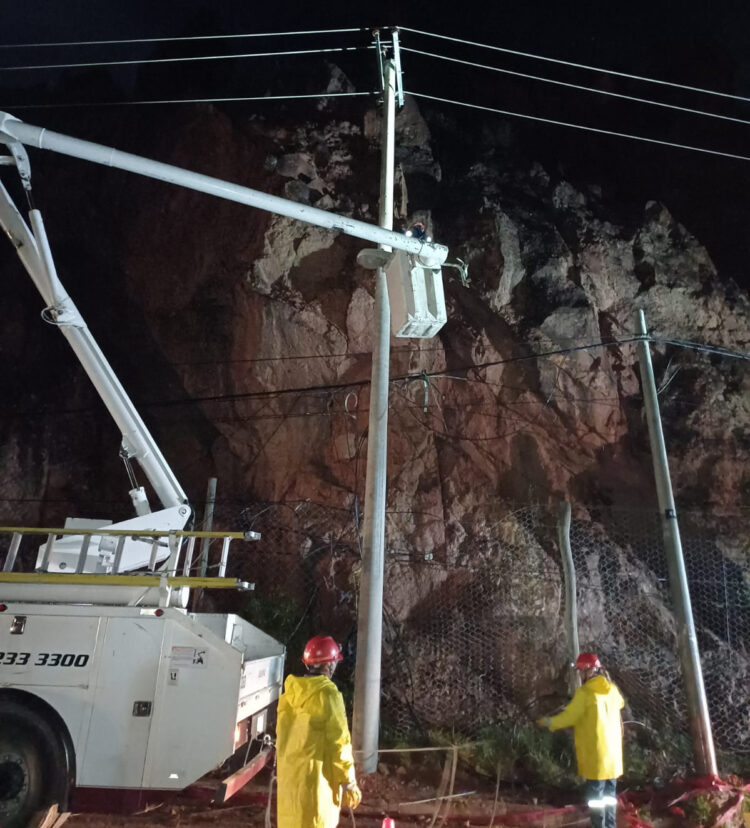 ENDE intensifica inspecciones y mantenimiento de redes eléctricas por lluvias