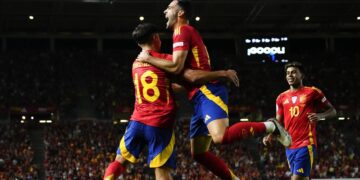 España olvida las lesiones ante Dinamarca