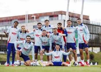 España afronta doble cita internacional con su columna vertebral en la enfermería
