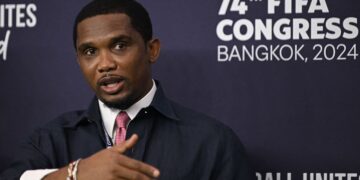 Eto’o, presidente de la federación camerunesa, es suspendido seis meses por la FIFA