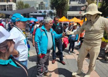 feria_mil_colores.jpg