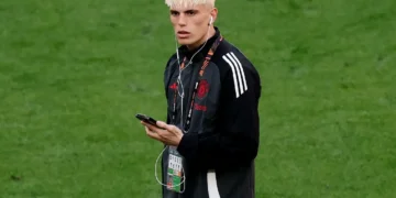 Suplente en la final, Garnacho se plantea seguir en el United