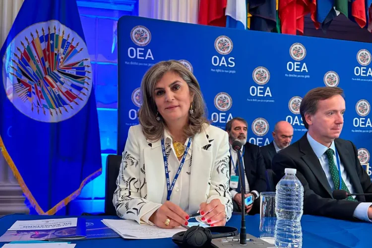 gil_oea