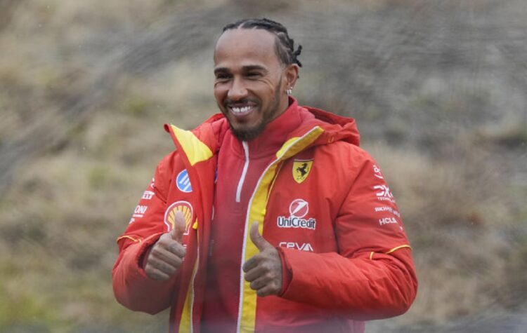 Hamilton saborea las ‘sensaciones’ en sus primeras vueltas con un Ferrari
