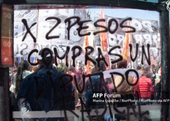 Docentes en huelga y estudiantes en pie de guerra contra veto de Milei en Argentina